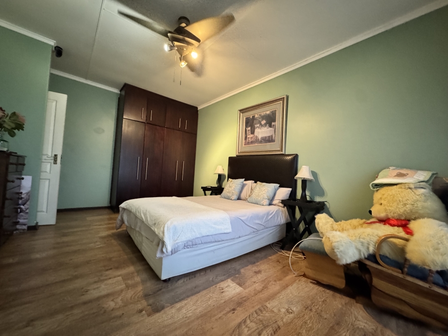 4 Bedroom Property for Sale in Wilkoppies North West